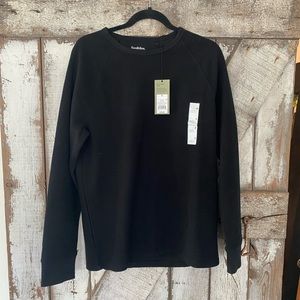 Men’s medium long sleeve black shirt